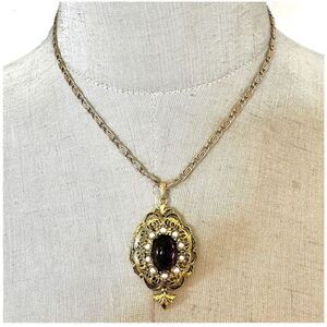 Gold tone faux pearl red Victorian pendant necklace